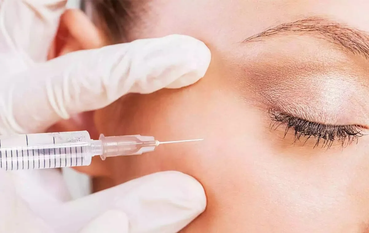 تزریق فیلر زیر چشم چگونه انجام می  شود؟ مراحل و نکات کلیدی.